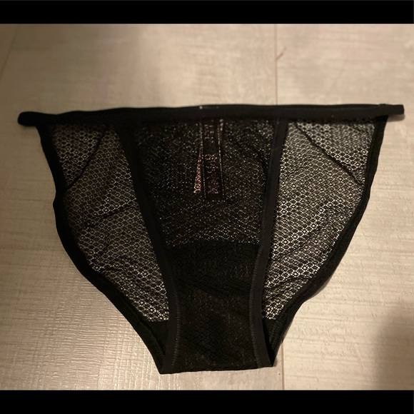 NWOT Victoria Secret📞 sexy black mesh bikini bottom/panties - Picture 2 of 6